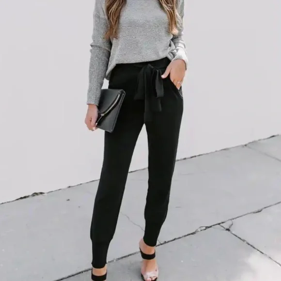 VICI CONFIDENTIAL POCKETED TIE
TROUSERS - BLACK - Picture 6 of 9